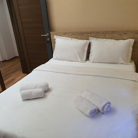 Apartmani Mali Vikend Белград Экстерьер фото