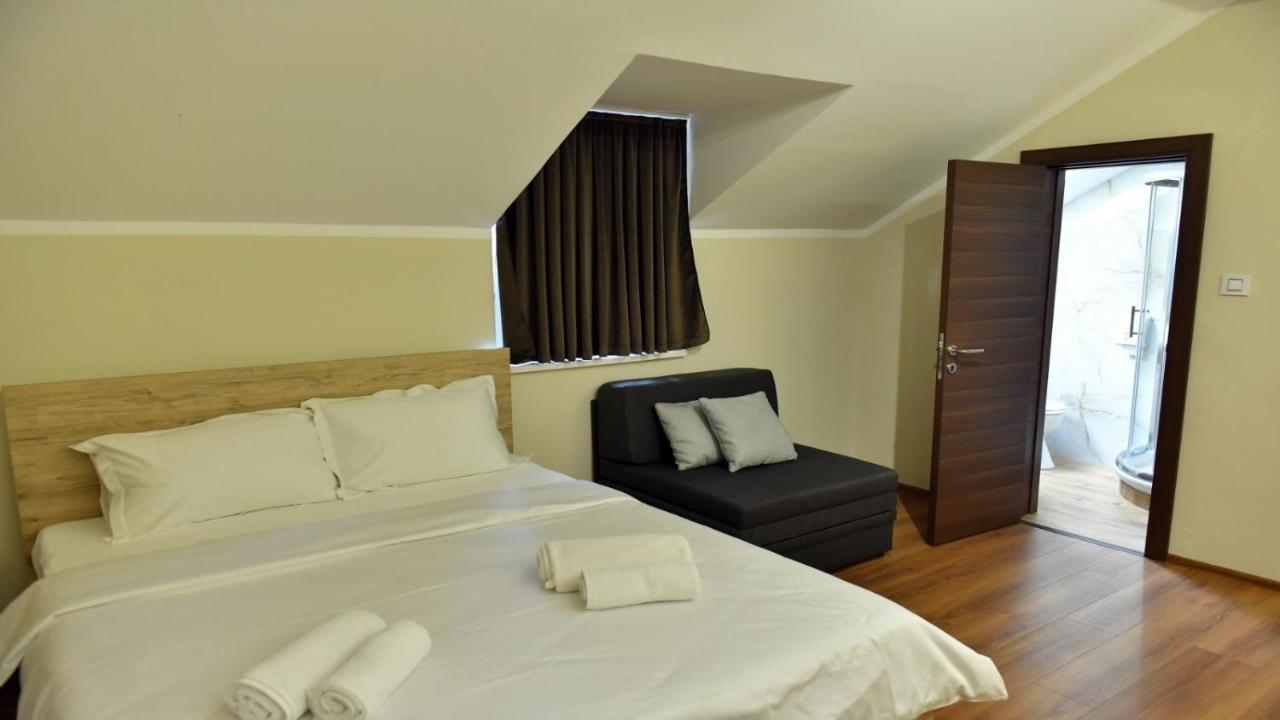 Apartmani Mali Vikend Белград Экстерьер фото